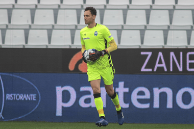 Internaţionalul albanez Etrit Berisha (SPAL), spitalizat la câteva zile după ce a fost testat pozitiv cu coronavirus