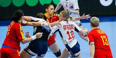 Rezultatele de luni la CE de handbal feminin şi echipele calificate în grupele principale