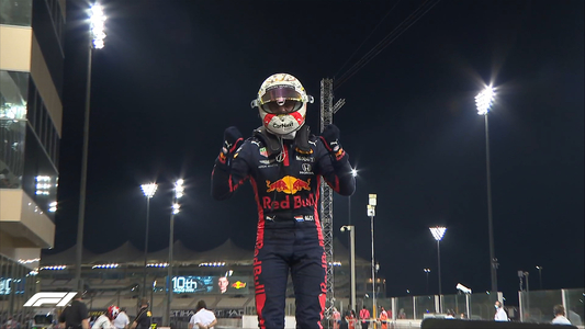 Verstappen a câştigat ultima cursă a sezonului de Formula 1