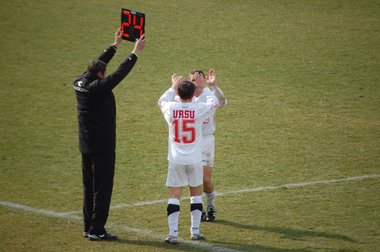 FC Botoşani: Fostul atacant Florinel Ursu, infectat cu Covid-19, a murit la doar 38 de ani