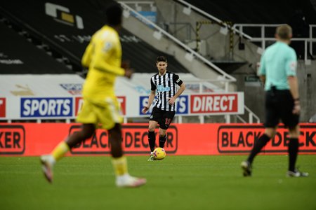 Premier League: Newcastle – Fulham, scor 1-1, meci cu un gol din penalti, un autogol şi o eliminare
