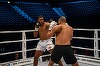 Benny Adegbuyi l-a învins pe Badr Hari la gala Glory 76 de la Rotterdam