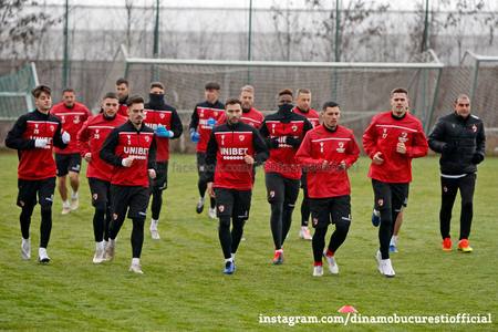 FC Dinamo: 19 jucători la primul antrenament din 2021