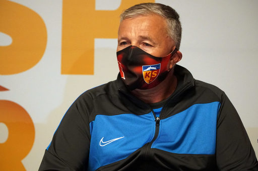 Erzurumspor - Kayserispor, scor 1-1, în SuperLig. Echipa lui Dan Petrescu a fost condusă şi a avut superioritate numerică 
