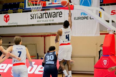 CSM Oradea s-a calificat la Turneul Final 4 al Europe Cup la baschet masculin