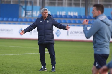 Remiză pentru Lucescu în penultima etapă din Ucraina: Dinamo Kiev – Mariupol, scor 0-0