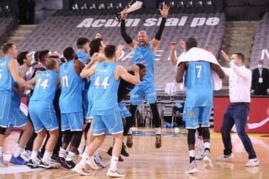 Sezon încheiat înaintea semifinalelor pentru baschetbalistul Vlad Moldoveanu, de la CSO Voluntari