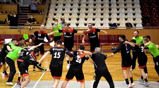 Dinamo Bucureşti - CSM Bacău şi Steaua - HCDS Constanţa, în semifinalele Cupei României la handbal