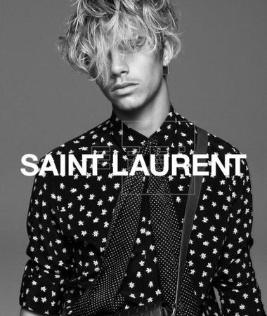 Romeo Beckham, imaginea colecţiei toamnă - iarnă a firmei Yves Saint Laurent
