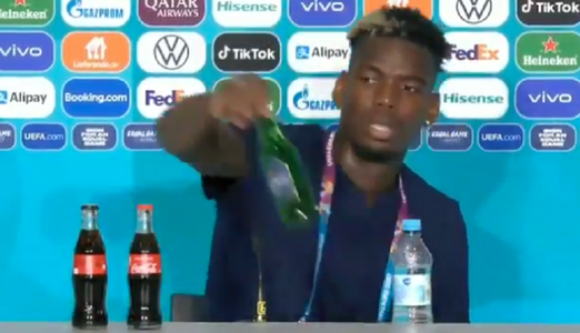 Pogba a dat la o parte din faţa sa o sticlă de bere la o conferinţă de presă de la Euro-2020 – VIDEO
