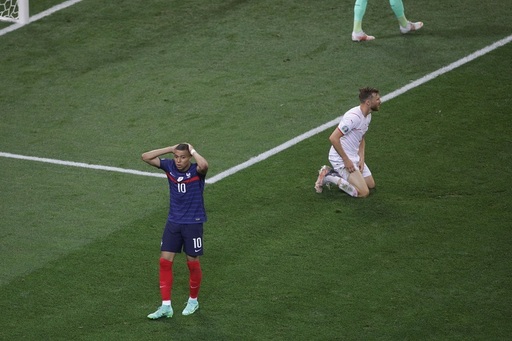 Euro-2020: Franţa, campioana mondială, eliminată în optimi la loviturile de departajare de Elveţia. Mbappe a ratat penaltiul decisiv. A fost ultimul meci găzduit de Arena Naţională - FOTO