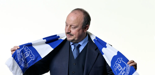 Benitez a semnat pe trei ani cu Everton