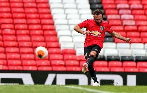 Juan Mata şi-a prelungit contractul cu Manchester United