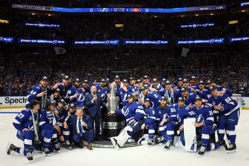 Tampa Bay Lightning a câştigat a doua oară la rând NHL