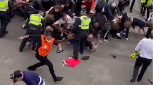 Poliţia britanică: 86 de persoane arestate cu ocazia finalei Euro-2020