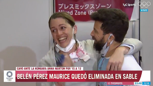 O scrimeră argentiniană, cerută în căsătorie de antrenorul ei imediat după ce a fost eliminată din concurs - VIDEO - 
