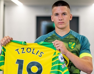 Norwich City l-a achiziţionat pe Tzolis de la PAOK