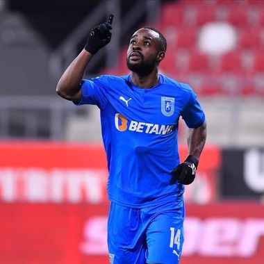 Universitatea Craiova l-a transferat pe Ofosu la Bursaspor