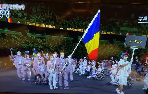 Jocurile Paralimpice au început. Tabita Vulturar şi Alex Bologa au fost purtătorii de drapel ai României