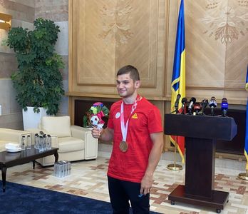Alex Bologa: Mă bucur că am reuşit să-mi îndeplinesc obiectivul şi să revin cu o medalie acasă