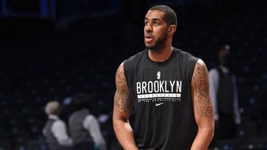 Baschetbalistul LaMarcus Aldridge revine pe teren la cinci luni după ce şi-a anunţat retragerea din cauza unor probleme cardiace