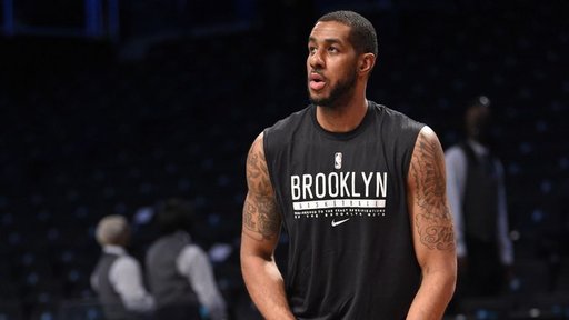 Baschetbalistul LaMarcus Aldridge revine pe teren la cinci luni după ce şi-a anunţat retragerea din cauza unor probleme cardiace