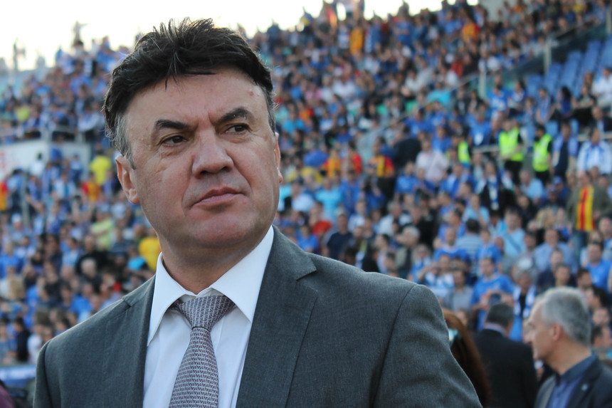Boris Mihailov l-a învins pe Dimităr Berbatov şi a fost reales preşedinte al Federaţiei Bulgare de Fotbal