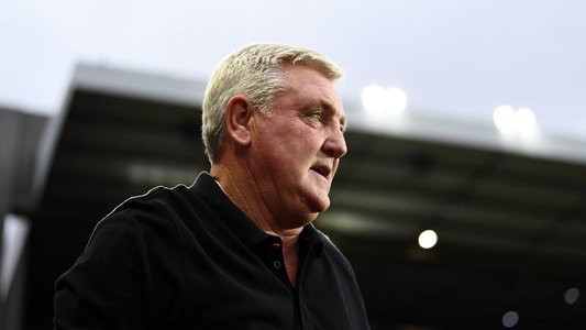 Newcastle United renunţă la managerul Steve Bruce