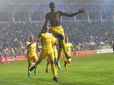 Petrolul – CSA Steaua, scor 2-0, în Liga 2