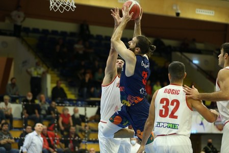 Baschet masculin: CSM Oradea, prima victorie în grupa H a FIBA Europe Cup