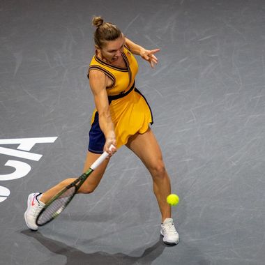 Simona Halep: M-am gândit la un moment dat să mă opresc ca să nu agravez. Mai am o repriză de tratament