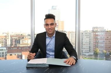 Lautaro Martinez şi-a prelungit contractul cu Inter Milano. Mesajul jucătorului pentru fani - VIDEO