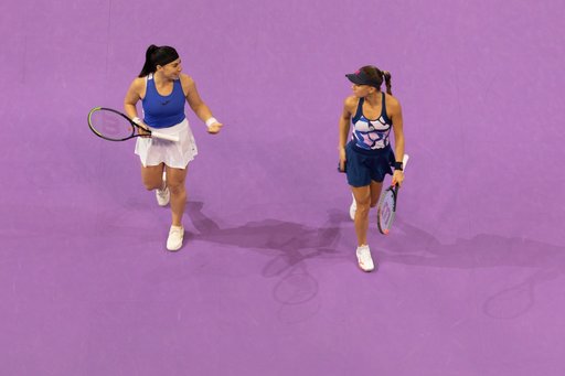 UPDATE - Irina Bara şi Ekaterine Gorgodze au câştigat trofeul la dublu la Transylvania Open / Ce au spus învingătoarele / Urmează finala de simplu Halep - Kontaveit