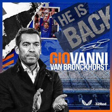 Giovanni Van Bronckhorst, noul antrenor la Glasgow Rangers, echipă la care joacă şi Ianis Hagi