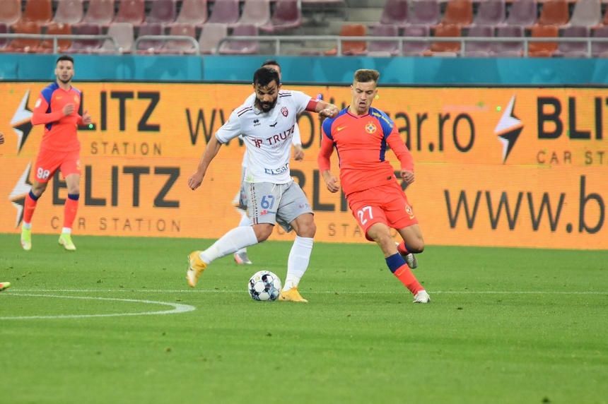 FCSB s-a impus cu scorul de 3-1 în meciul cu FC Botoşani, revenind de la 0-1. Tănase a marcat la ultima fază