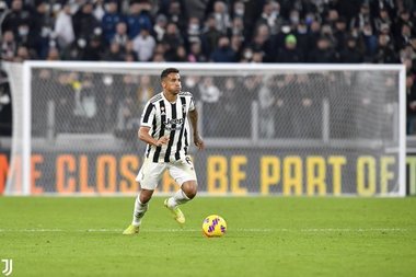 Danilo (Juventus) va fi indisponibil opt săptămâni