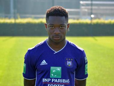 Un jucător al echipei Anderlecht, condamnat la muncă în folosul comunităţii după că a încălcat a patra oară restricţiile sanitare