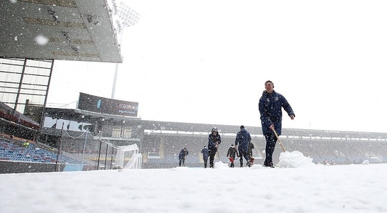 Meciul Burnley – Tottenham a fost amânat din cauza zăpezii