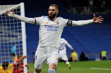 LaLiga: Liderul Real Madrid s-a impus cu 2-1 în meciul cu FC Sevilla, revenind de la 0-1