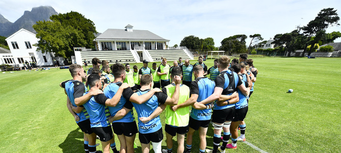 Rugby: 42 din cei 48 de membri ai delegaţiei echipei Cardiff au părăsit Africa de Sud
