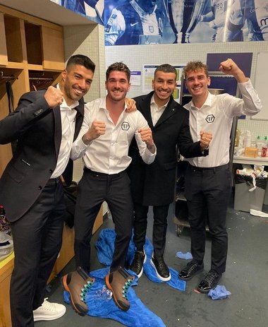 Luis Suarez (Atletico) a părsit terenul în lacrimi, după ce s-a accidentat în meciul cu FC Porto