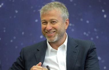 Abramovich a primit scuze din partea unei reputate edituri pentru afirmaţia că a cumpărat Chelsea FC la ordinul lui Putin