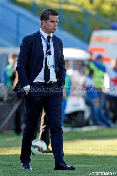 Antrenorul Flavius Stoican şi team managerul Florin Răducioiu vor fi prezentaţi miercuri la Dinamo
