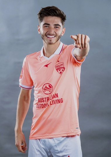 Josh Cavallo, primul fotbalist profesionist care a recunoscut că este homosexual, victima insultelor homofobe la un meci în Australia