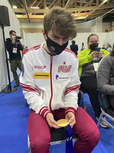 Rusul Mark Kondratiuk, campion european la patinaj artistic, cu trei săptămâni înainte de JO