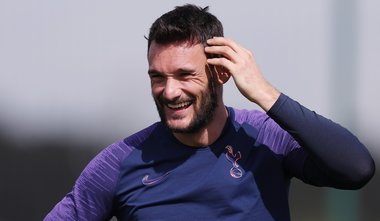 Lloris şi-a prelungit contractul cu Tottenham
