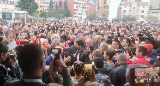 Novak Djokovici, cetăţean de onoare al unei localităţi din Muntenegru - VIDEO