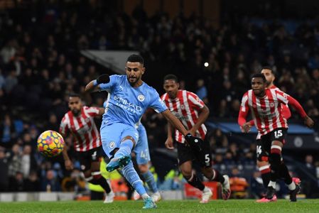 Premier League: Victorie pentru Manchester City, eşec pentru Tottenham