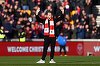 Christian Eriksen, ovaţionat la stadionul echipei Brentford de fanii noii sale echipe - VIDEO