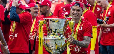Nicolae Stanciu a plecat de la Slavia Praga şi a semnat cu echipa chineză Wuhan Three Towns FC